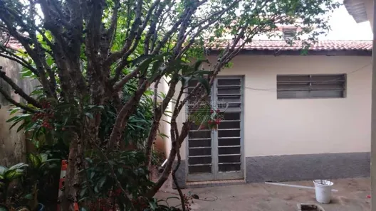 Casa com 2 Quartos à venda, 132m² no Centro, Araraquara