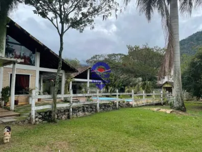 Fazenda/Sítio com 4 Quartos à venda, 250m² no Trapiche, Macaé