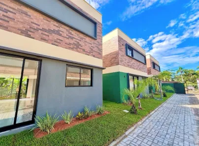 Sobrado com 3 Quartos para alugar, 100m² no , Garopaba