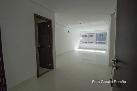 Sala Comercial à venda, 29m² no Taguatinga Centro, Brasília