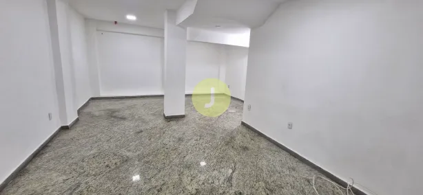 Ponto Comercial para alugar, 30m² no Campo Grande, Rio de Janeiro