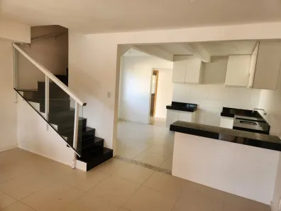 Casa de Condomínio com 4 Quartos para alugar, 144m² no Stella Maris, Salvador