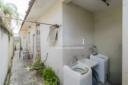 Casa com 4 Quartos para venda ou aluguel, 305m² no São Pedro, Belo Horizonte
