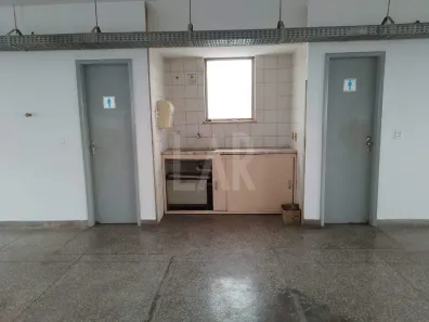 Sala Comercial para alugar, 550m² no Santa Efigênia, Belo Horizonte