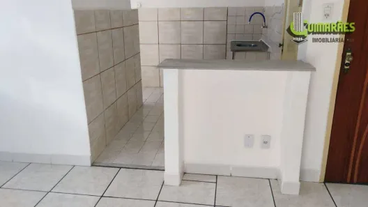 Apartamento com 2 Quartos para alugar, 75m² no Mares, Salvador
