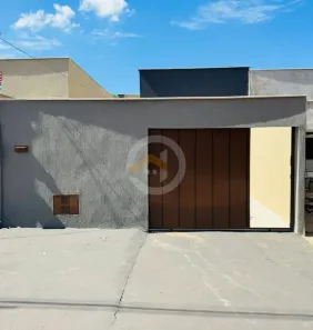 Casa com 2 Quartos à venda, 80m² no Centro, Guapó