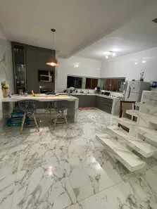 Sobrado com 4 Quartos para alugar, 280m² no Taguatinga Norte, Brasília