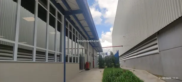 Galpão/Depósito/Armazém para alugar, 2327m² no Estiva I, Araçariguama