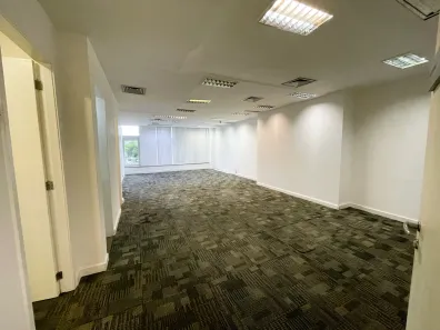 Sala Comercial para alugar, 80m² no Barra Olímpica, Rio de Janeiro