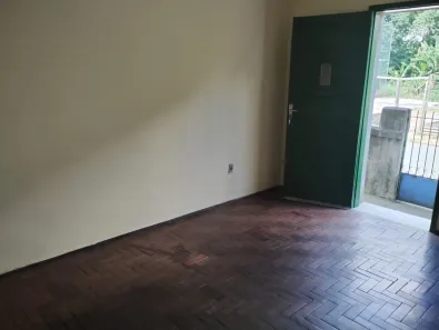 Apartamento com 1 Quarto para alugar, 36m² no Cascatinha, Petrópolis