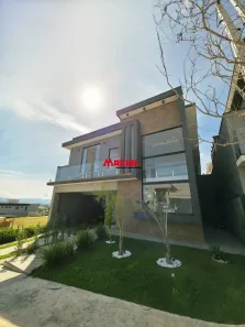 Casa de Condomínio com 4 Quartos à venda, 210m² no Condomínio Terras do Vale, Caçapava