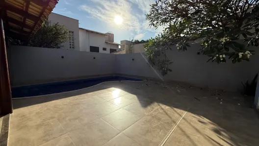 Casa de Condomínio com 2 Quartos para alugar, 300m² no Jardim Florença, Goiânia