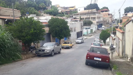 Lote/Terreno à venda, 500m² no Jardim dos Comerciários (Venda Nova), Belo Horizonte