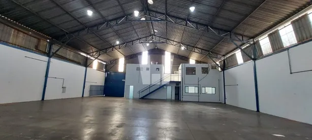 Galpão/Depósito/Armazém para alugar, 525m² no Boa Esperança, Santa Luzia