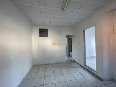 Casa com 2 Quartos para alugar, 55m² no Catalão, Divinópolis