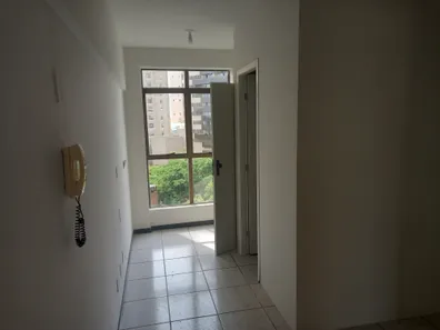 Sala Comercial para alugar, 119m² no Santa Efigênia, Belo Horizonte