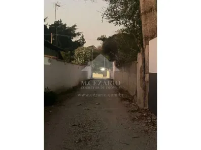 Casa com 3 Quartos à venda, 292m² no Vila Areao, Taubaté