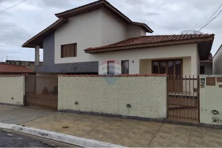 Casas à venda em Águas de Lindóia, SP - Viva Real