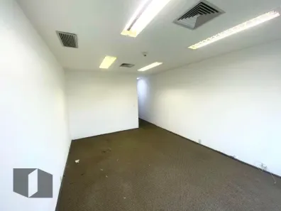 Sala Comercial para alugar, 40m² no Barra Olímpica, Rio de Janeiro