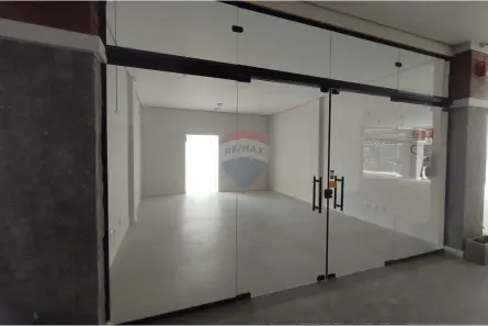 Sala Comercial à venda, 43m² no Centro, Canela