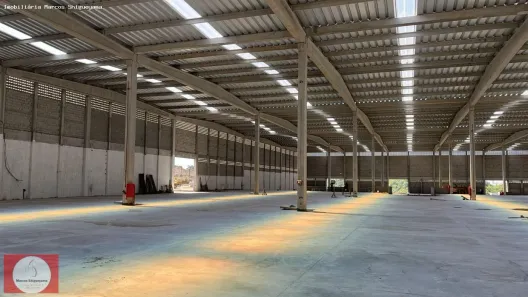 Galpão/Depósito/Armazém para alugar, 8000m² no Águas Claras, Salvador