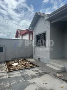 Casa com 3 Quartos à venda, 151m² no Centro, Araraquara