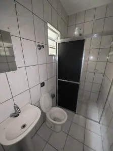 Casa com 1 Quarto para alugar, 30m² no Piraporinha, Diadema