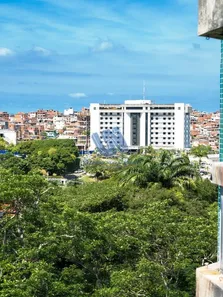 Cobertura com 6 Quartos para venda ou aluguel, 800m² no Horto Florestal, Salvador