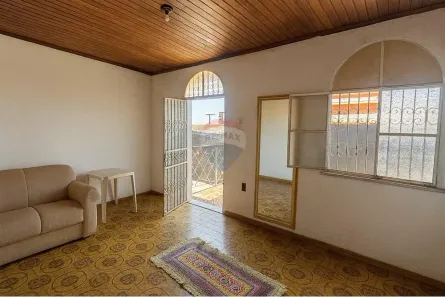 Casa com 4 Quartos à venda, 192m² no Alvorada, Manaus