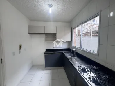 Casa com 2 Quartos para alugar, 80m² no Igara, Canoas