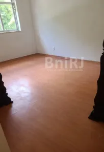 Apartamento com 2 Quartos para venda ou aluguel, 65m² no Retiro, Petrópolis