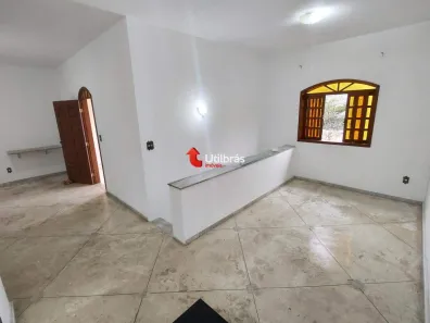Imóvel Comercial com 2 Quartos para alugar, 90m² no Santa Tereza, Belo Horizonte