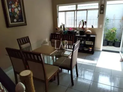 Casa com 5 Quartos à venda, 270m² no São José, Belo Horizonte