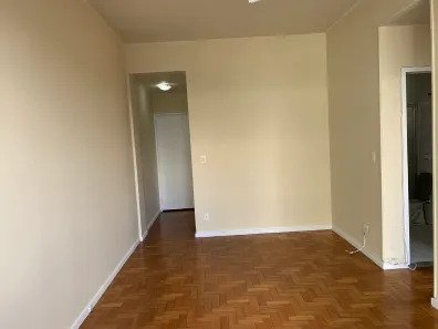 Apartamento com 3 Quartos para alugar, 100m² no Copacabana, Rio de Janeiro