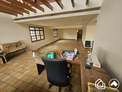 Casa com 8 Quartos para alugar, 640m² no Santa Tereza, Belo Horizonte