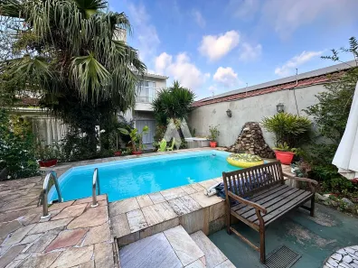 Casa com 3 Quartos à venda, 355m² no Vila Ligya, Guarujá