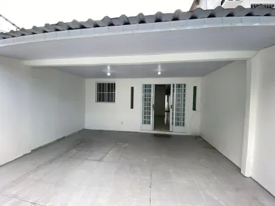 Casa com 2 Quartos à venda, 70m² no Parque 10 de Novembro, Manaus