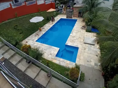 Casa de Condomínio com 3 Quartos para alugar, 250m² no Tarumã, Manaus