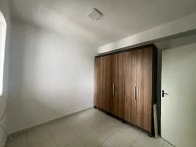 Apartamento com 3 Quartos para alugar, 97m² no São Jorge, Manaus