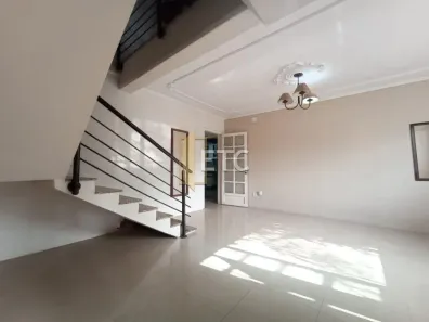 Casa com 5 Quartos para venda ou aluguel, 233m² no Igara, Canoas