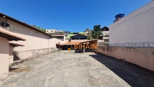 Casa com 3 Quartos à venda, 360m² no Dom Bosco, Belo Horizonte
