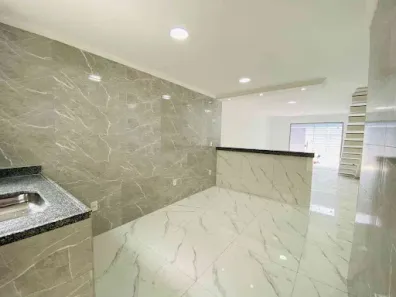 Casa de Condomínio com 2 Quartos à venda, 100m² no Campo Grande, Rio de Janeiro
