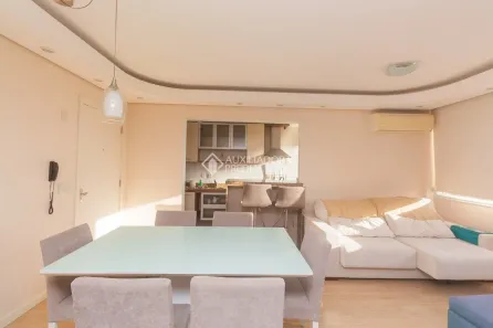 Apartamento com 2 Quartos para alugar, 65m² no Partenon, Porto Alegre