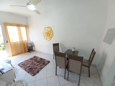 Casa de Condomínio com 2 Quartos para alugar, 50m² no Peró, Cabo Frio