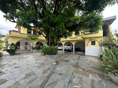 Sobrado com 10 Quartos à venda, 396m² no Parque 10 de Novembro, Manaus