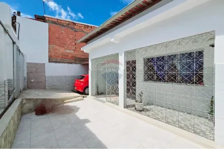 Casa com 3 Quartos à venda, 170m² no Itapuã, Salvador