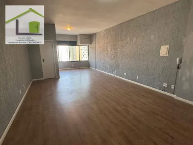 Sala Comercial para alugar, 45m² no Ponta da Praia, Santos