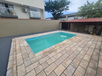 Casa com 2 Quartos para venda ou aluguel, 100m² no Jardim Helena Maria, Guarujá