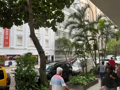 Ponto Comercial para venda ou aluguel, 87m² no Leme, Rio de Janeiro