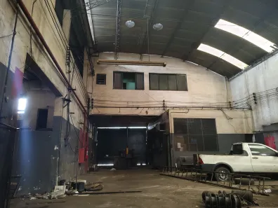 Galpão/Depósito/Armazém para venda ou aluguel, 2000m² no Cascadura, Rio de Janeiro